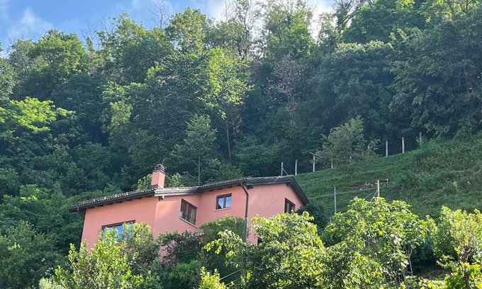 Mendrisio Casa | House with garden in the old town of Mendrisio for summer 2025