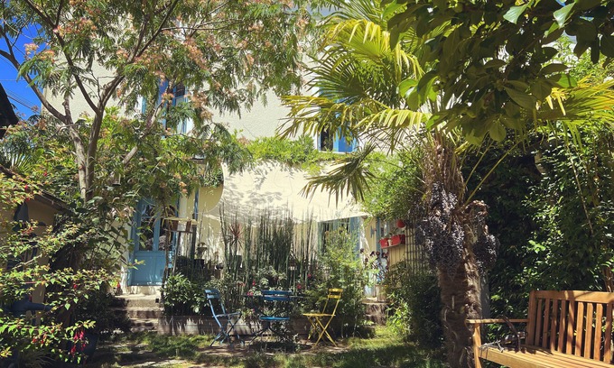 Trentemoult Casa | Casa con jardín en Trentemoult, pueblo típico a lo largo del Loira