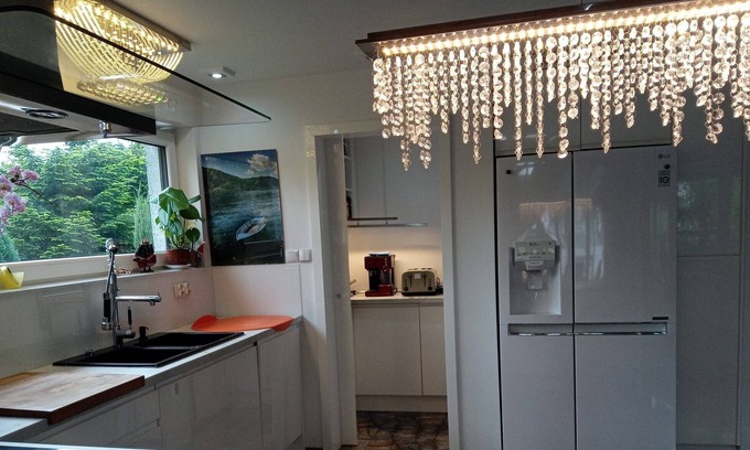 Pszczyna Casa | La casa cerca del lago.