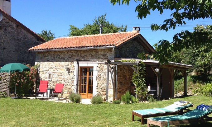 Milhac-de-Nontron Casa | Casa con gr. Jardín y Fernblick - el descanso y la relajación para los amantes de la naturaleza