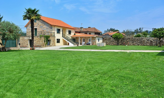 Oubina Casa | Casa con enorme jardín en Cambados