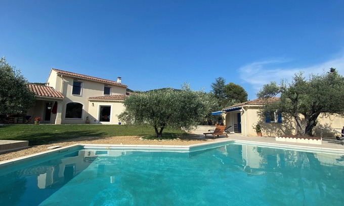 Mollans-sur-Ouveze Casa | Casa con gran piscina privada en la Provenza