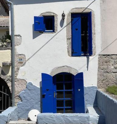 Vrbnik Casa | House with lovely terrace 10 min drive from the sea