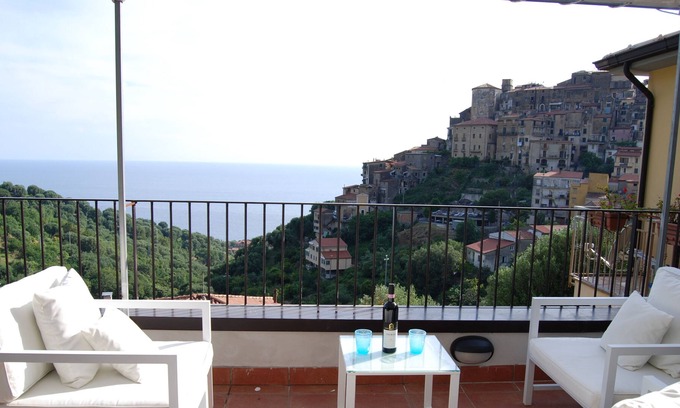 Marina di Pisciotta Casa | CASA CON TERRAZA PANORAMICA