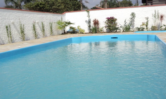 Barra Velha Casa | CASA CON PISCINA DE 3 DORMITORIOS - WIFI - CAMA PAREJA EN 3 QTS - PARA 16 PERSONAS