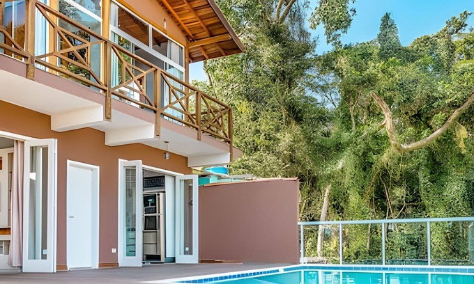 Portinho Casa | House with pool 500m from Praia da Feiticeira