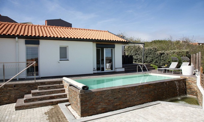 Bombarral Casa | Casa con piscina y 2 dormitorios.
