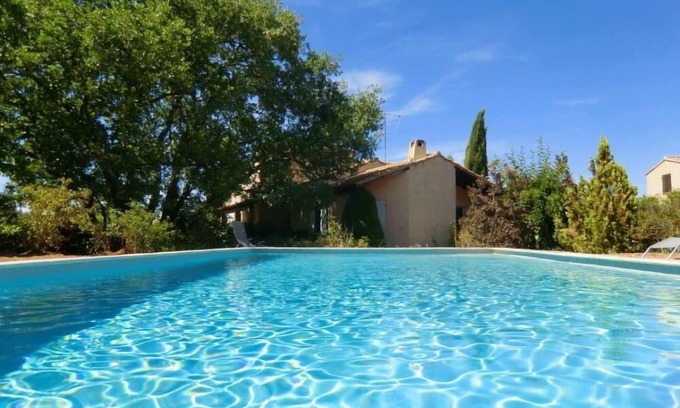 Rians Casa | Casa con piscina y jardín de 1200 m².