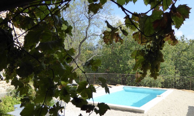 Valreas Casa | Casa con piscina en los viñedos de la Drôme provenzal