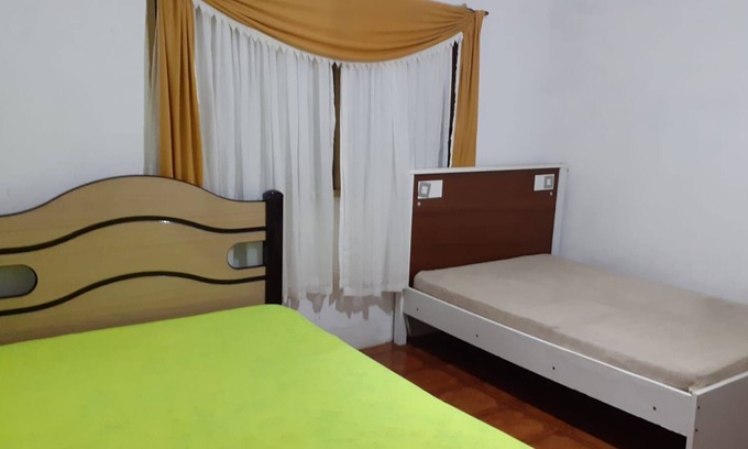 Santa Terezinha Casa | House with pool, l Suarão for 15 people