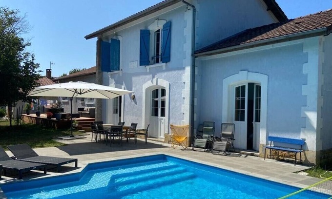 Uza Casa | Casa con piscina / Landas / Surf / Cerca del océano / Rodeada de bosque