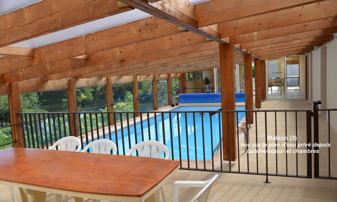Les Albres Casa | Casa con piscina climatizada bajo terraza, lago privado (pesca), internet