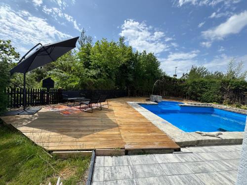 Dachau District Apartamento | House with privat pool & dream garden