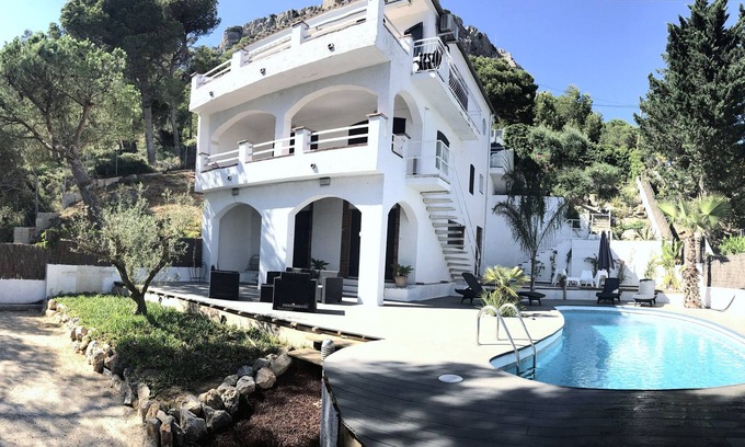 L'Estartit Villa | Casa con piscina privada, vistas al mar excepcional