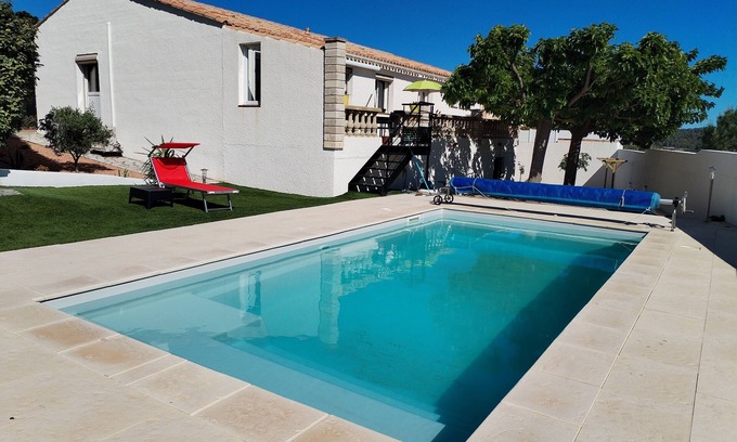 Roches Grises Casa | House with private pool near Etangs de Bages