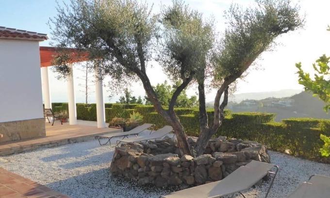 Arenas Chalet De Esquí | Casa con Piscina Privada Herrera