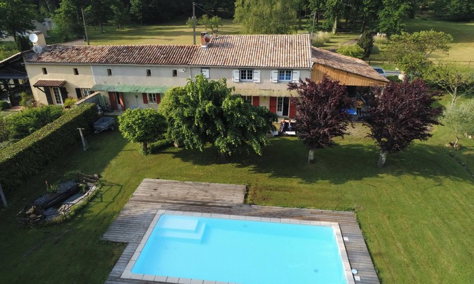 Le Fleix Casa | Casa de campo con piscina y amplio jardín cerca de Bergerac, en la Dordoña