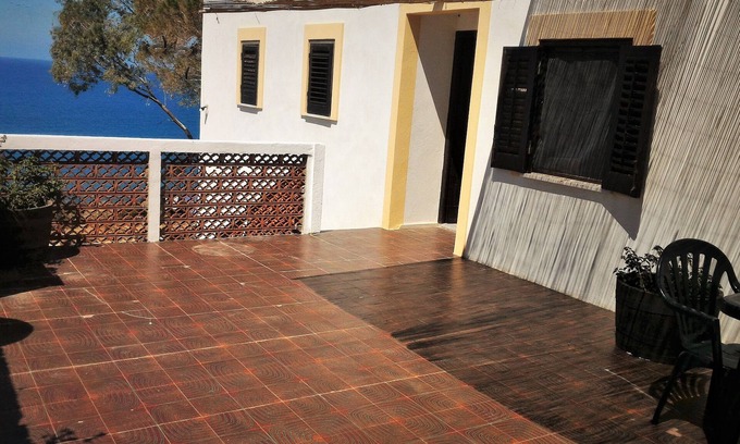 Motta d'Affermo Casa | House with sea view terrace