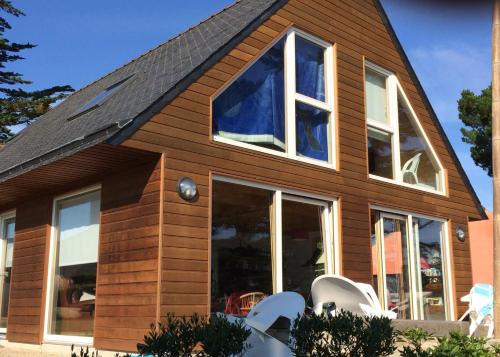Plougasnou Casa | House with sea view and large garden for 8 people