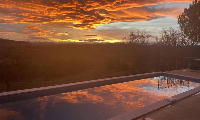 Balazuc Casa | Casa unifamiliar con piscina comunitaria aislada en el monte Ardèche