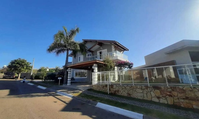 Caetetuba Casa | House with spa in gated community