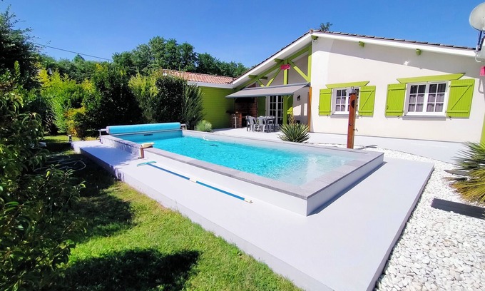 Brach Villa | Casa con piscina zona de bienestar compartida entre Burdeos y el océano Lacanau.