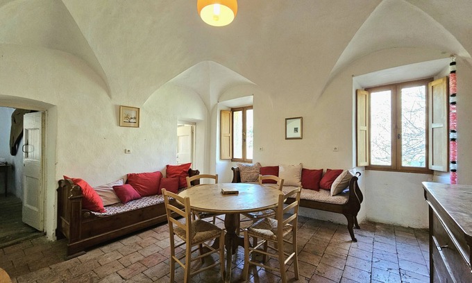 Pioggiola Casa | HOUSE with TERRACE & GARDENS