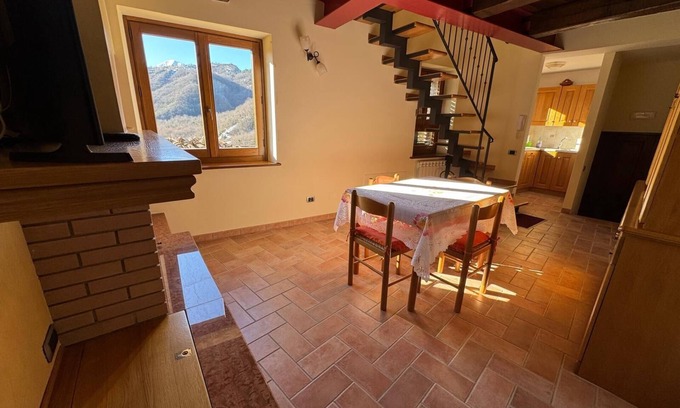 Vidoni Casa | House with terrace inside the Sibillini Mountains National Park