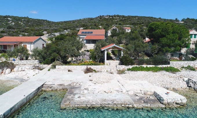 Tkon Casa | Piña De Casa (14541-K1) - Tkon - Isla Pasman