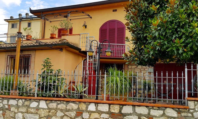 Foiano della Chiana Villa | Villa con jardín en el corazón de la Toscana 9