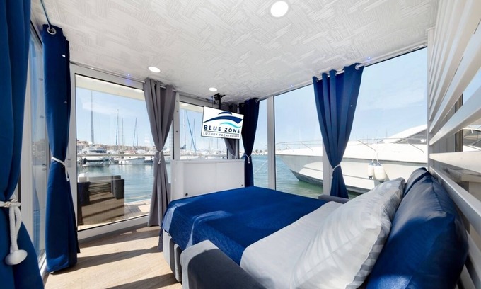 Alghero Alquiler De Eote | Houseboat Blue Zone 60 sqm 3 minutes from beach and downtown