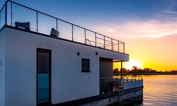 Ribnitz Alquiler De Eote | Houseboat in Ribnitz Damgarten