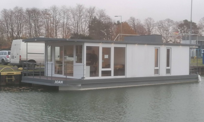 Recke Alquiler De Eote | Houseboat vacation on the canal Very nice fully equipped houseboat