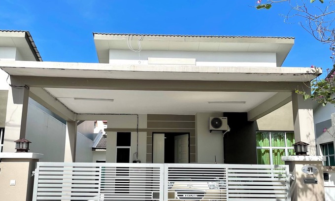 Teluk Intan Casa | Housing Semi D Type Zero End Lot