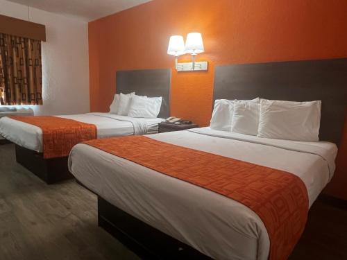 Galveston Hotel | Howard Johnson by Wyndham Galveston
