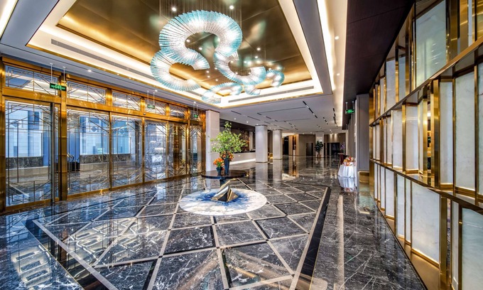 Wangfujing Shopping Area Hotel | Howard Johnson Paragon Hotel Beijing