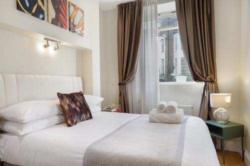 West Kensington Apartamento | HR2 - Charming 1-Bed near Holland Park - by Short Stories London