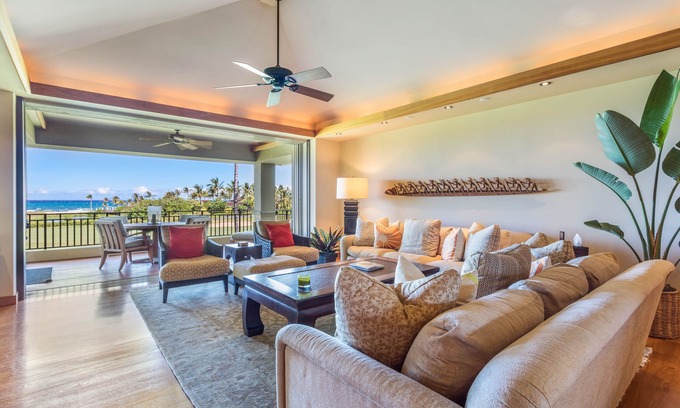 Kaupulehu Villa | Hualalai Golf Villa 4202 - Steps to Resort ~ Ocean Front ~ servicio de habitaciones disponible