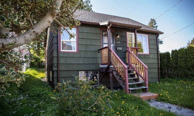 Prince Rupert Casa | Huckleberry Cottage