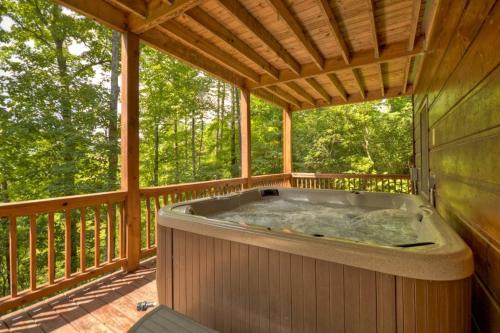 Blue Ridge Casa | Huckleberry Ridge- Cuddleup