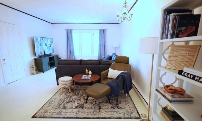 Hudson Casa | Hudson Valley 5 Bedroom Retreat with Pool