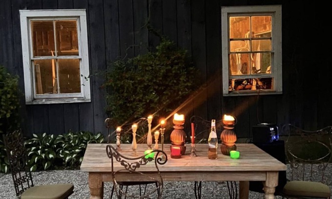 Falls Village Otro | Berkshire farmhouse