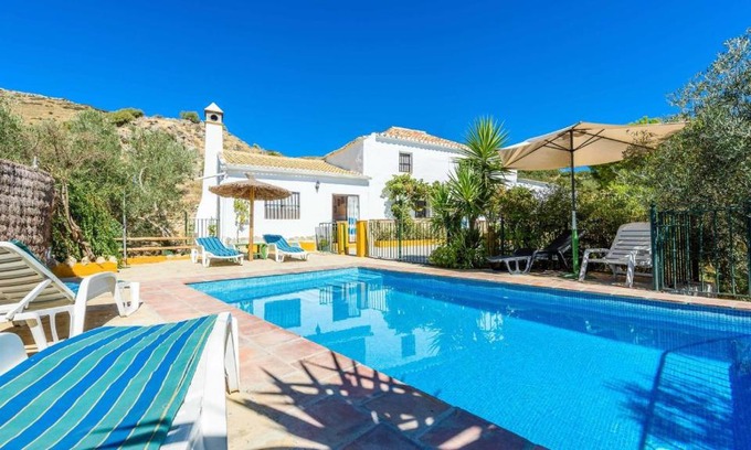 Canete la Real Casa | Huerta La Lapa Cañete la Real by Ruralidays