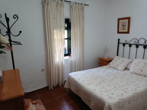 Linares de la Sierra Casa | Huerta Rocio