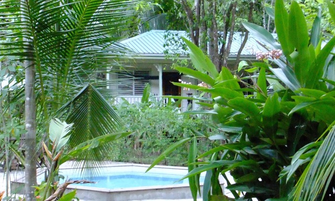 Forest Home Cabaña | HUGE! Belize Vacation Lodge, 1 to 6 Private Cottages Plus Fully Equipped Kitchen