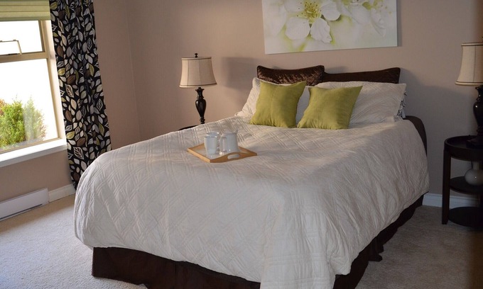 Airport Area Apartamento | Huge corporate retreat spacious peaceful