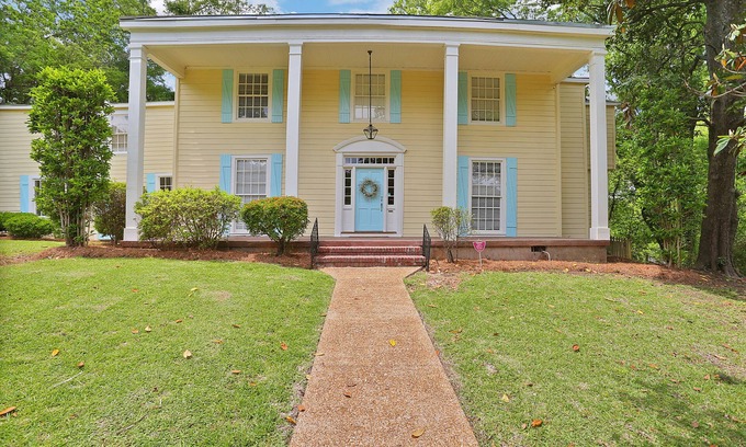 Greater Belhaven Casa | Magnolia Manor: disfrute del alquiler de vacaciones más grande en Jackson