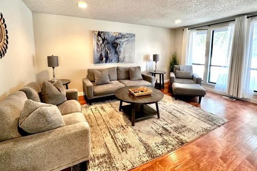 Medford Casa | Huge Master Suite Apt -fire Pit-gazebo- Cul De Sac