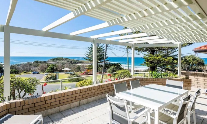 Yamba Apartamento | Huge Ocean View apartment! Panoramic views.Wifi, linen, Smart TV+++