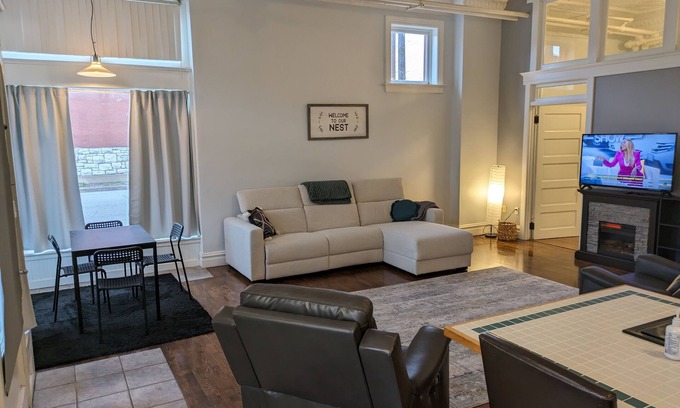 Tower Grove East Apartamento | Enorme plano de planta abierto Unidad de Tower Grove !!